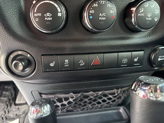 2018 Jeep Wrangler JK Unlimited Altitude