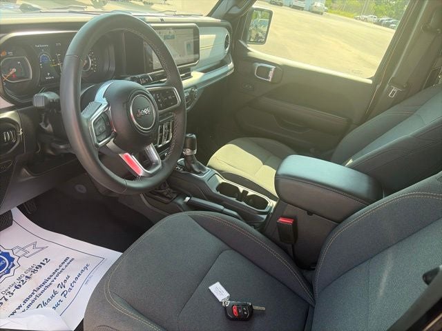 2025 Jeep Wrangler Sahara