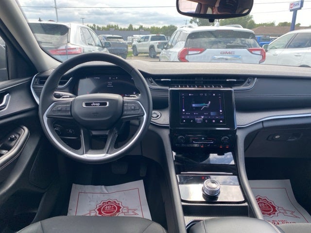 2024 Jeep Grand Cherokee Laredo