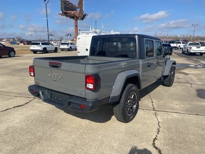 2023 Jeep Gladiator Overland