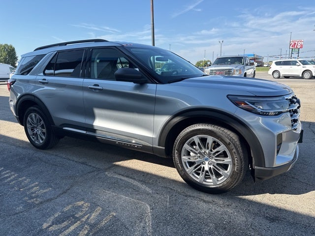 2025 Ford Explorer Active