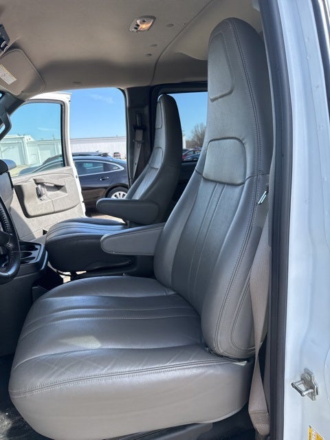2023 Chevrolet Express 3500 LS Passenger