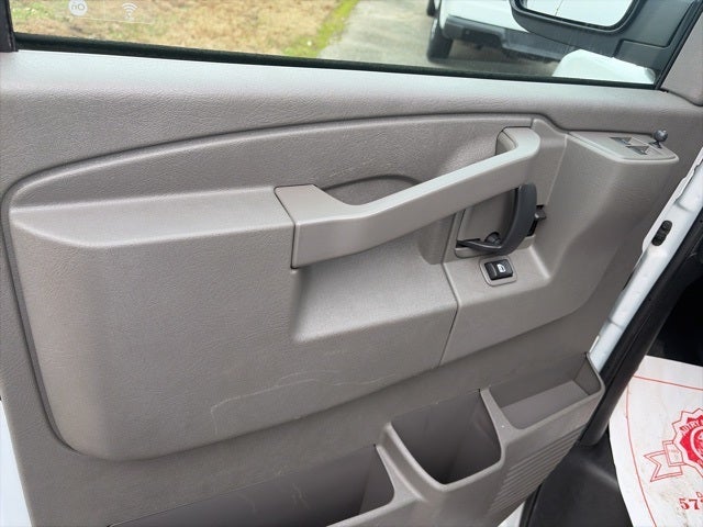 2023 Chevrolet Express 3500 LS Passenger