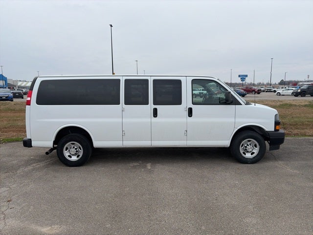 2023 Chevrolet Express 3500 LS Passenger
