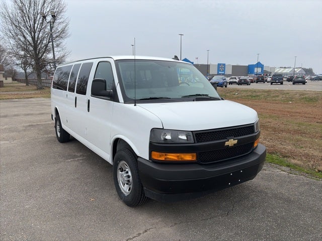 2023 Chevrolet Express 3500 LS Passenger