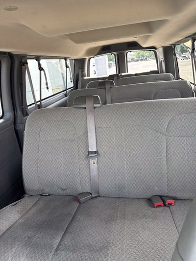 2025 Chevrolet Express 3500 LT Passenger