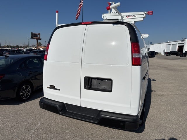 2025 Chevrolet Express 3500 Work Van Cargo