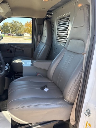 2025 Chevrolet Express 3500 Work Van Cargo