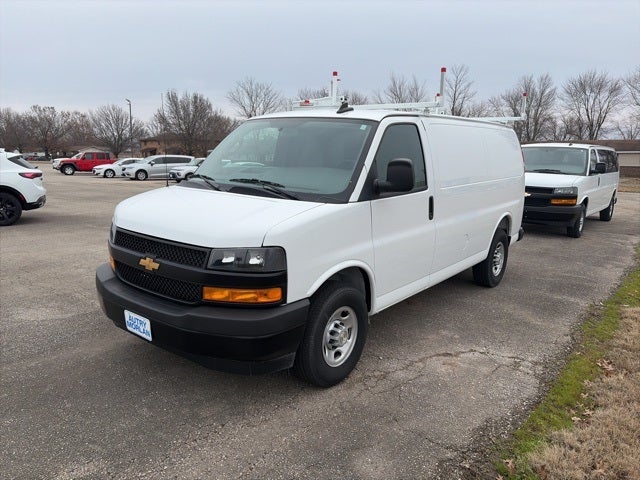 2025 Chevrolet Express 3500 Work Van Cargo