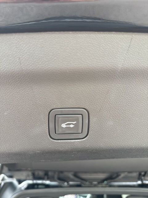 2021 GMC Yukon AT4
