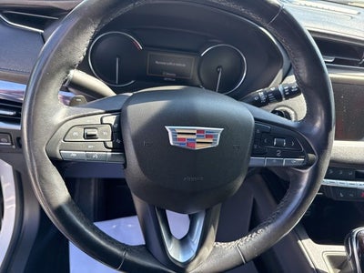 2022 Cadillac XT4 Luxury