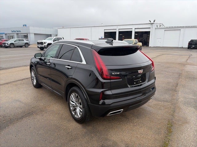 2025 Cadillac XT4 Premium Luxury