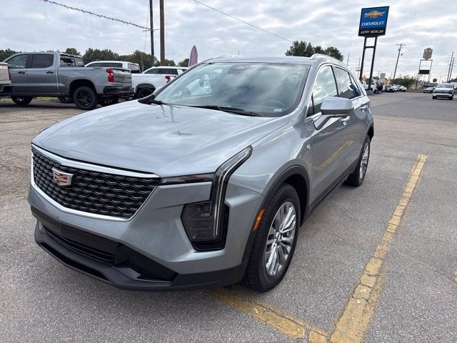 2025 Cadillac XT4 Premium Luxury