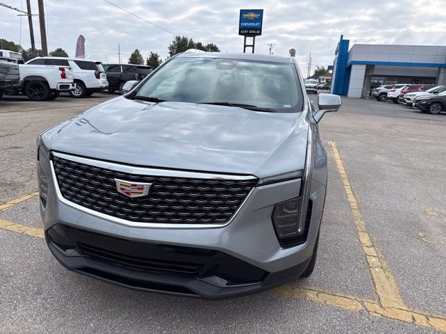 2025 Cadillac XT4 Premium Luxury
