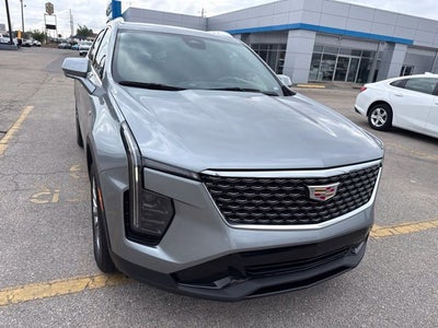 2025 Cadillac XT4 Premium Luxury