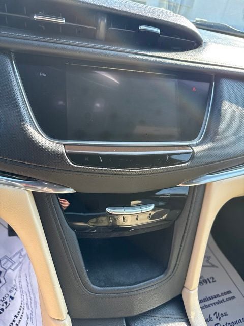 2017 Cadillac XT5 Base