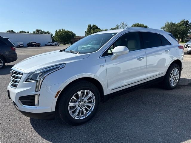 2017 Cadillac XT5 Base