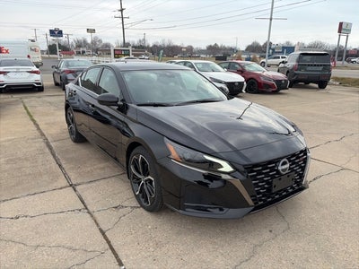 2025 Nissan Altima 2.5 SR