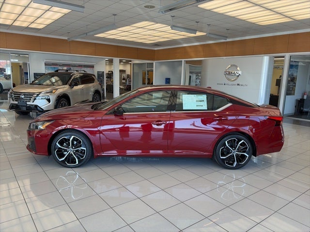 2025 Nissan Altima 2.5 SR