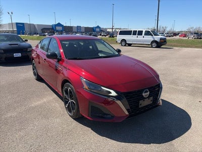 2024 Nissan Altima 2.5 SR