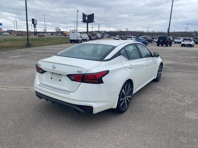 2022 Nissan Altima 2.5 SR