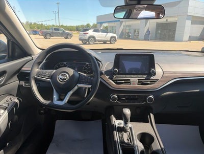2025 Nissan Altima 2.5 SV