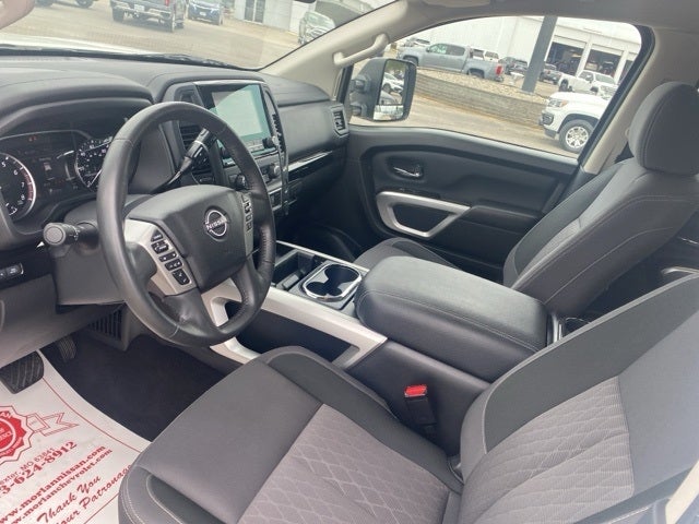 2024 Nissan Titan SV