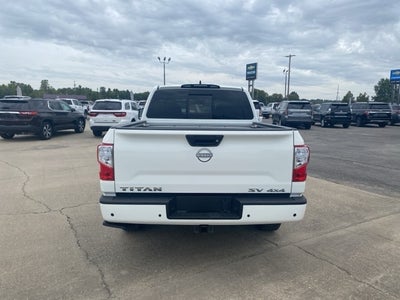 2024 Nissan Titan SV