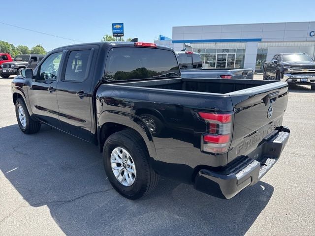 2024 Nissan Frontier SV