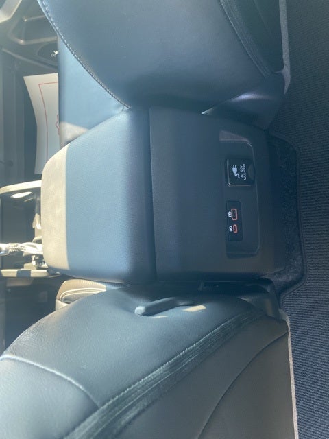 2024 Nissan Frontier SL