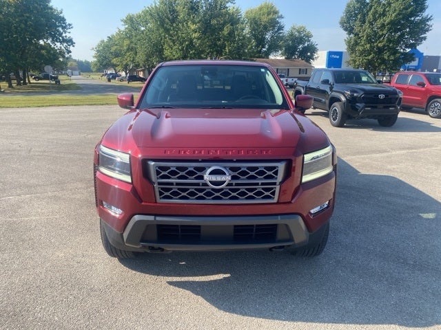 2024 Nissan Frontier SL