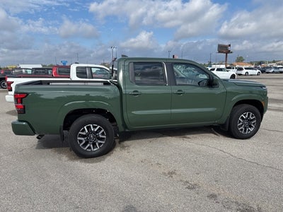 2024 Nissan Frontier SL