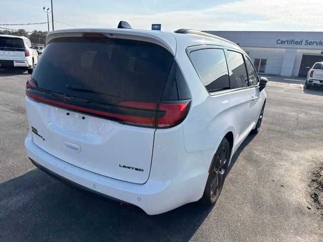 2025 Chrysler Pacifica Limited