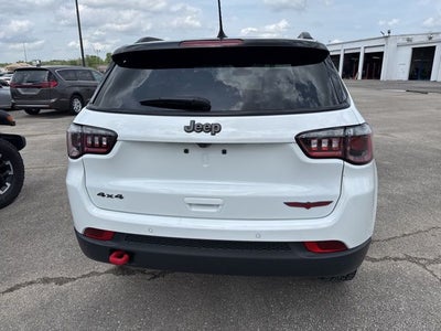 2025 Jeep Compass Trailhawk