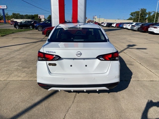 2025 Nissan Versa 1.6 SV