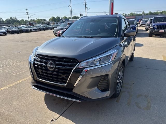2022 Nissan Kicks SV
