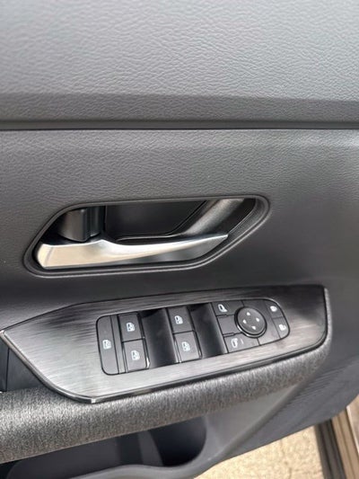 2027 Nissan Kicks SV