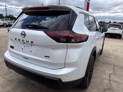 2026 Nissan Rogue Dark Armor
