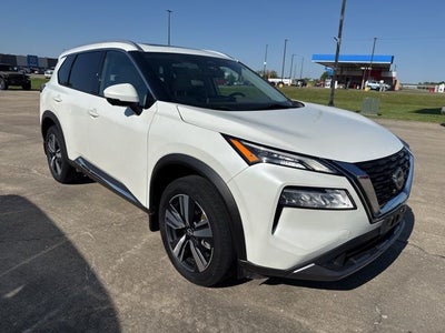 2022 Nissan Rogue SL