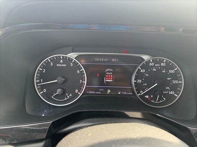 2025 Nissan Pathfinder SV