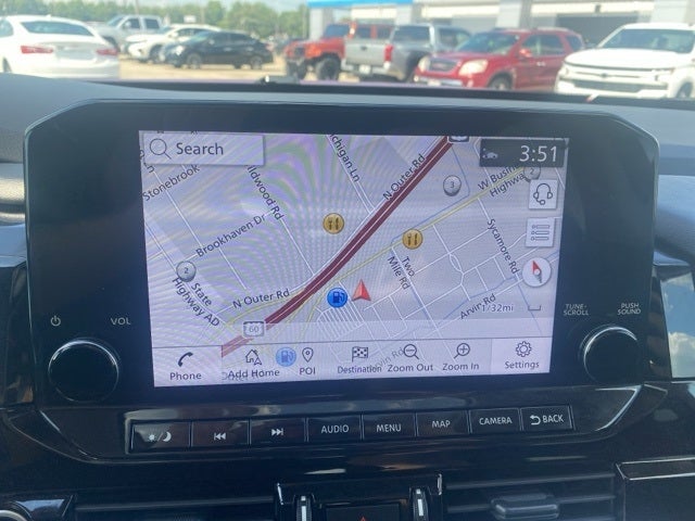 2024 Nissan Pathfinder SL