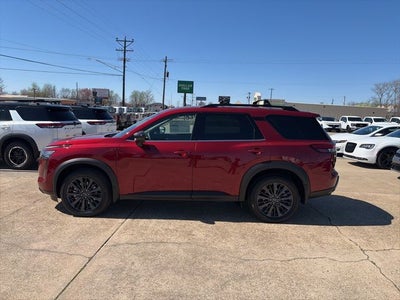 2026 Nissan Pathfinder SL