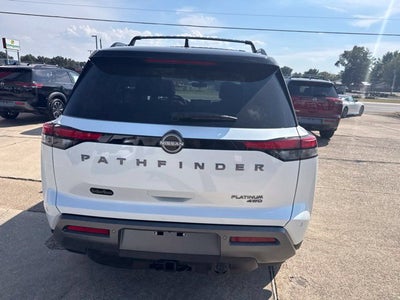 2026 Nissan Pathfinder Platinum