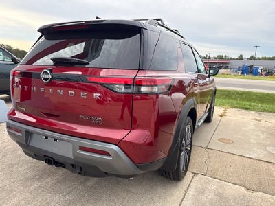 2026 Nissan Pathfinder Platinum