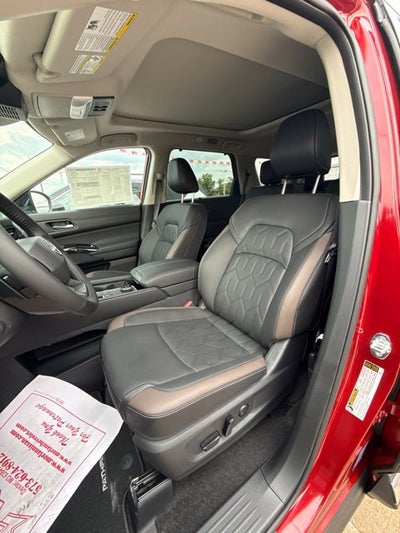 2026 Nissan Pathfinder Platinum