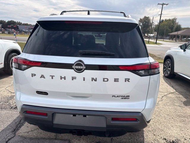 2026 Nissan Pathfinder Platinum