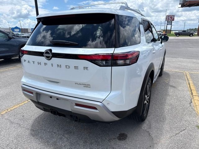 2025 Nissan Pathfinder Platinum
