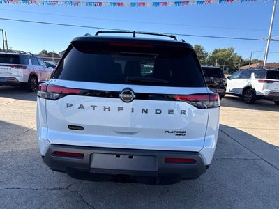 2026 Nissan Pathfinder Platinum