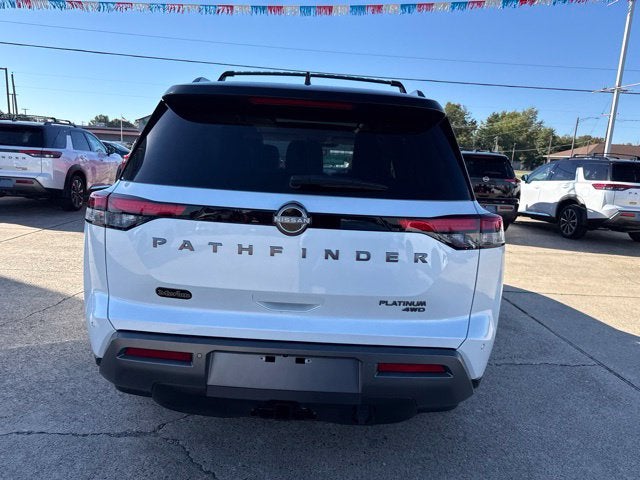 2026 Nissan Pathfinder Platinum