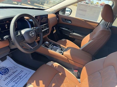 2026 Nissan Pathfinder Platinum